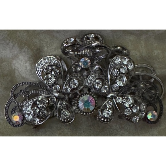 Rhinestone Butterfly Hair Claw Clip Silver Tone Decorative Butterflies - Picture 1 of 4